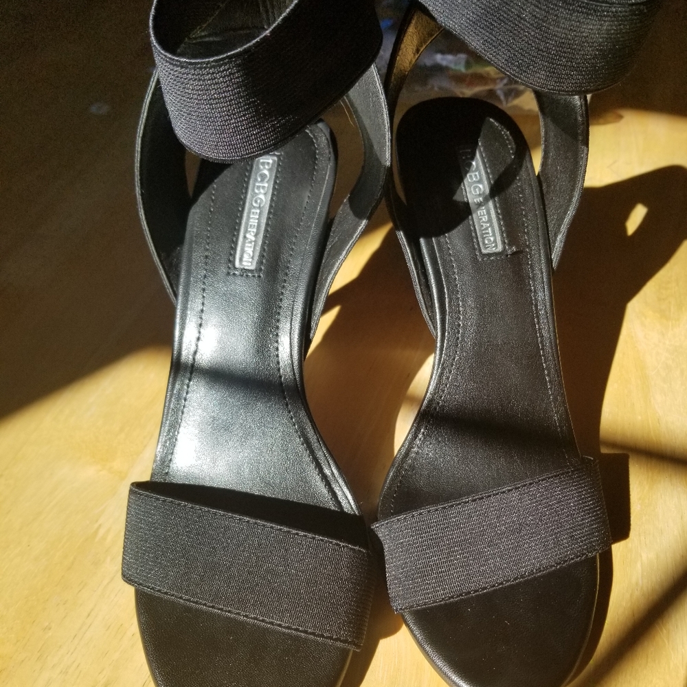 BCBG heels